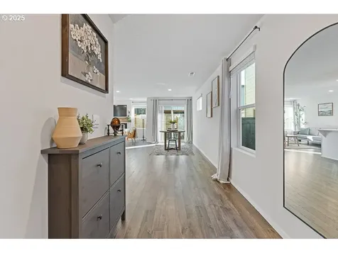 216 N 28th Place Ridgefield WA 98642