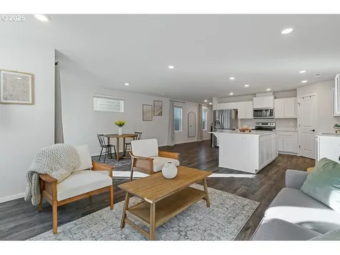 216 N 28th Place Ridgefield WA 98642