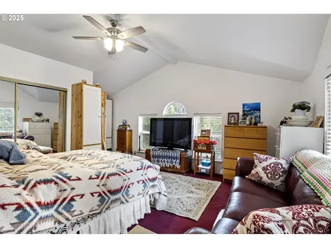 684 Bear Creek Road Cottage Grove OR 97424