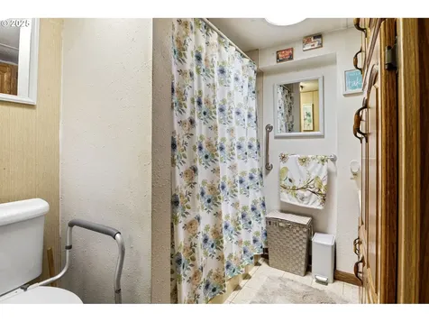 684 Bear Creek Road Cottage Grove OR 97424
