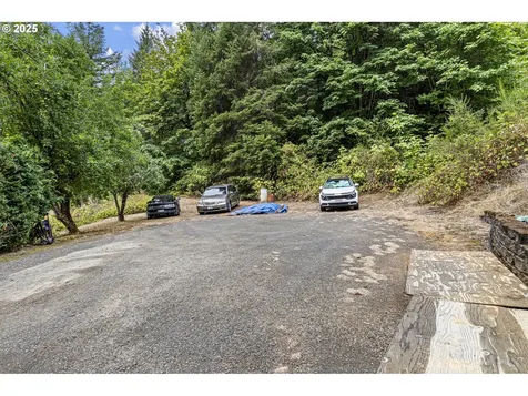 684 Bear Creek Road Cottage Grove OR 97424