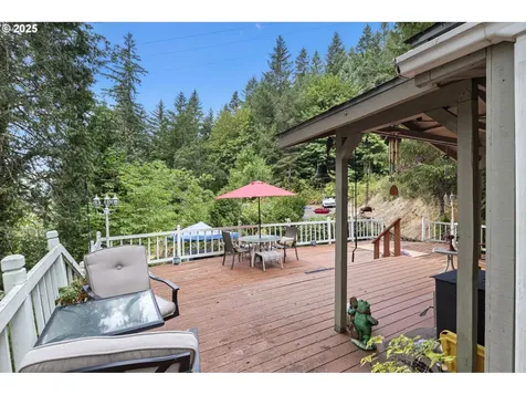 684 Bear Creek Road Cottage Grove OR 97424