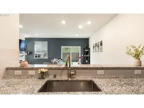 4145 S Waters Edge Way Ridgefield WA 98642