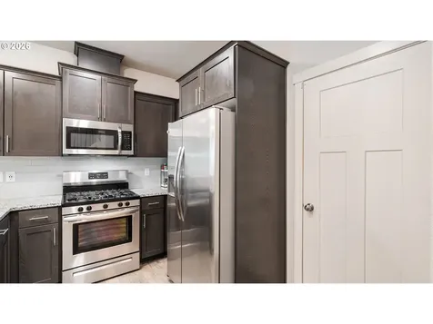 4145 S Waters Edge Way Ridgefield WA 98642