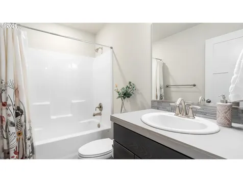4145 S Waters Edge Way Ridgefield WA 98642