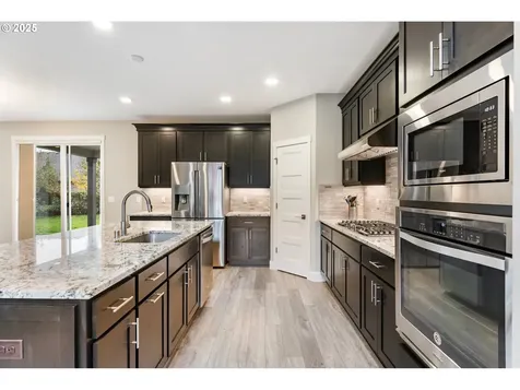 5801 NE 131st Street Vancouver WA 98686