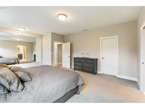 5801 NE 131st Street Vancouver WA 98686