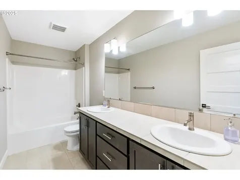 5801 NE 131st Street Vancouver WA 98686