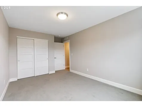 5801 NE 131st Street Vancouver WA 98686