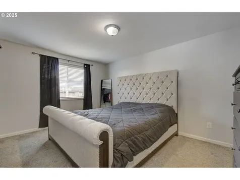 16000 NE 76th Way Vancouver WA 98682