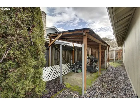 16000 NE 76th Way Vancouver WA 98682