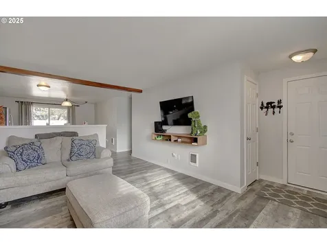 16000 NE 76th Way Vancouver WA 98682