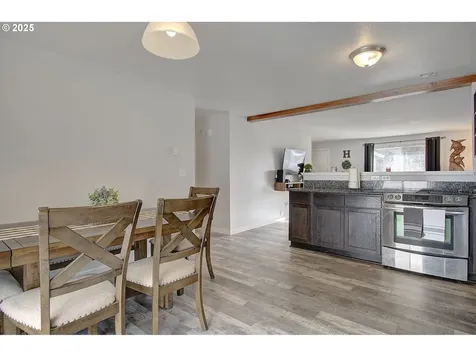 16000 NE 76th Way Vancouver WA 98682