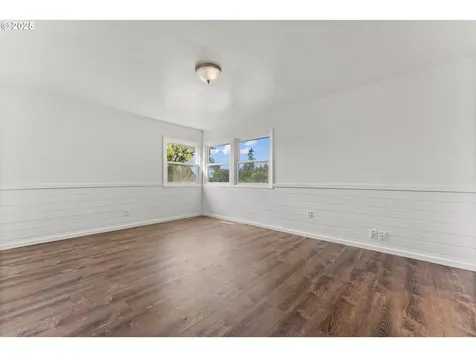 6452 SW Loop Drive Portland OR 97221