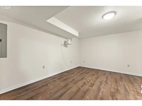 6452 SW Loop Drive Portland OR 97221