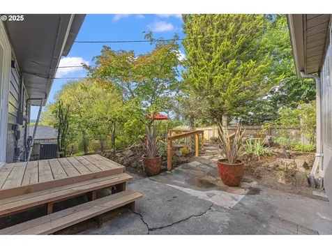 6452 SW Loop Drive Portland OR 97221