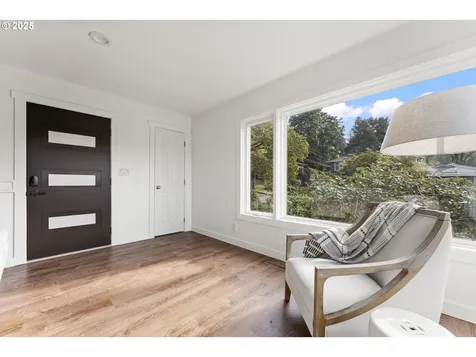 6452 SW Loop Drive Portland OR 97221