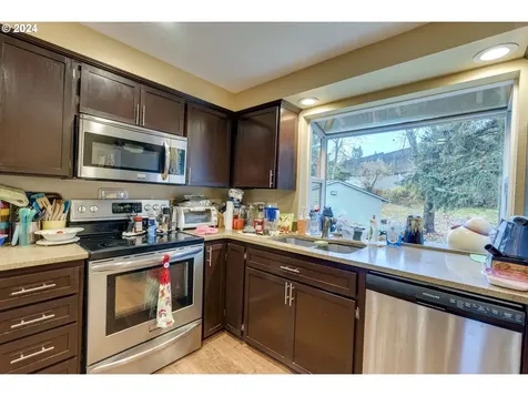 11990 SW Corby Drive Portland OR 97225