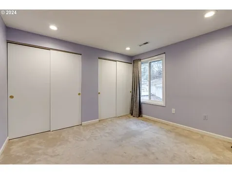 11990 SW Corby Drive Portland OR 97225