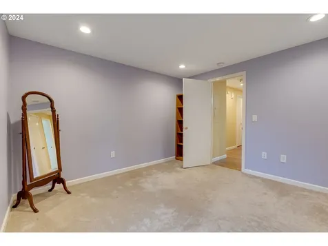11990 SW Corby Drive Portland OR 97225