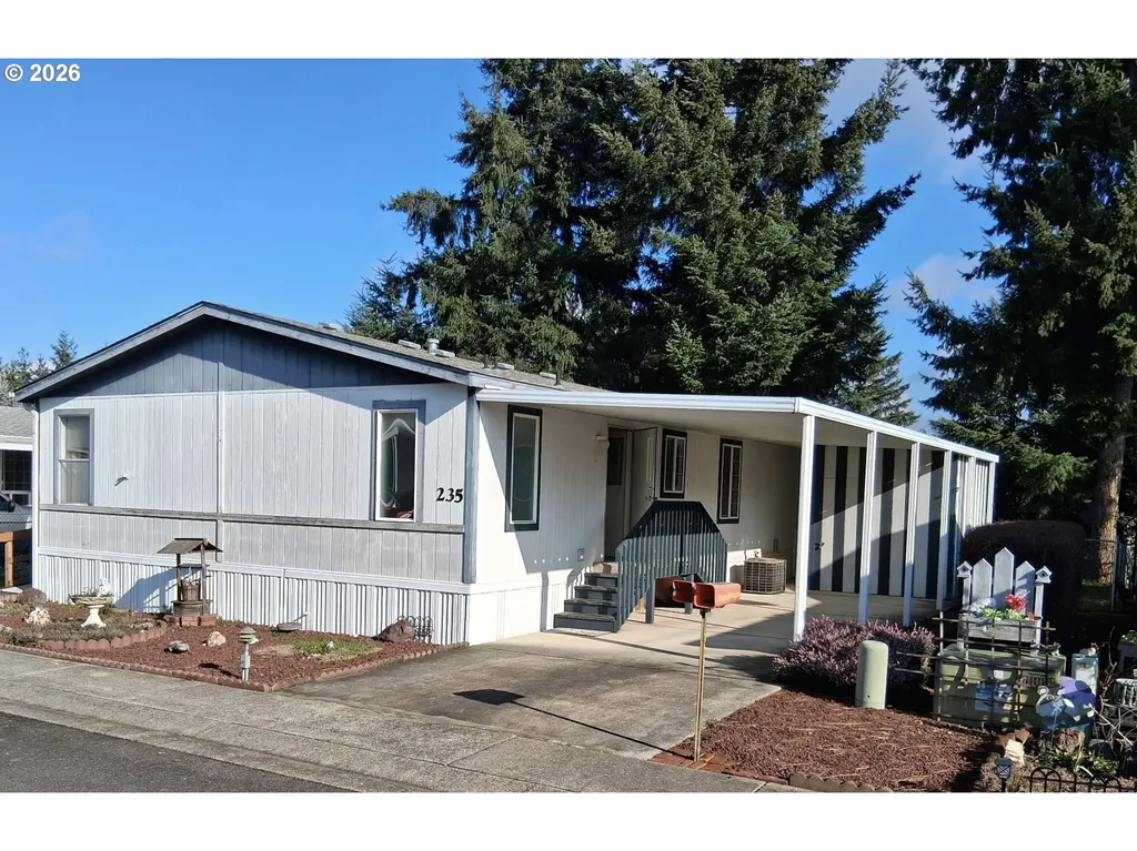 235 Twin Oaks Loop Winston OR 97496