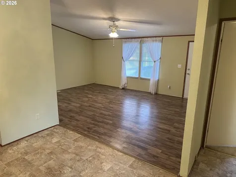 235 Twin Oaks Loop Winston OR 97496