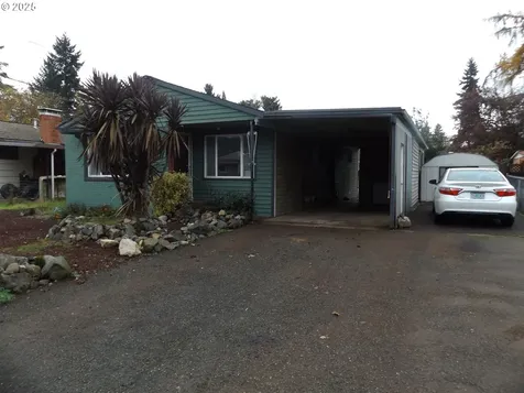 324 W Berdine Street Roseburg OR 97471