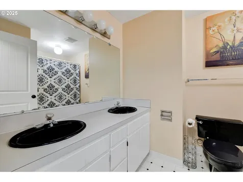 15917 S Lammer Road Oregon City OR 97045