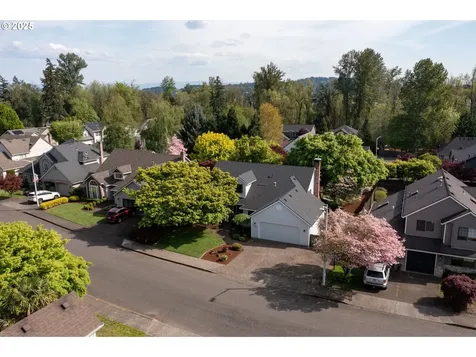 12532 SE Ashley Street Clackamas OR 97015