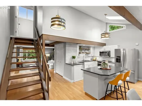 7355 SW Delaware Circle Tualatin OR 97062