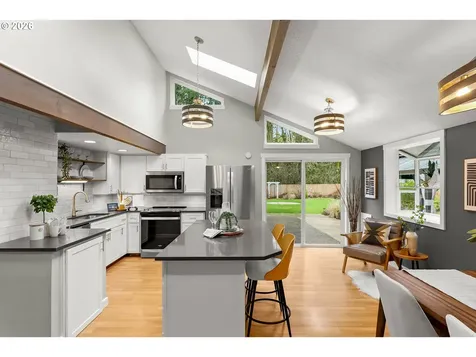 7355 SW Delaware Circle Tualatin OR 97062