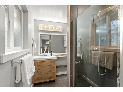 7355 SW Delaware Circle Tualatin OR 97062