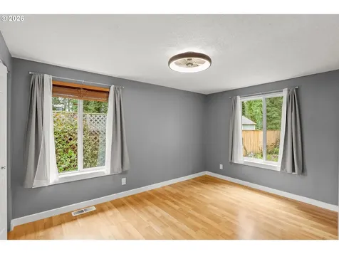 7355 SW Delaware Circle Tualatin OR 97062