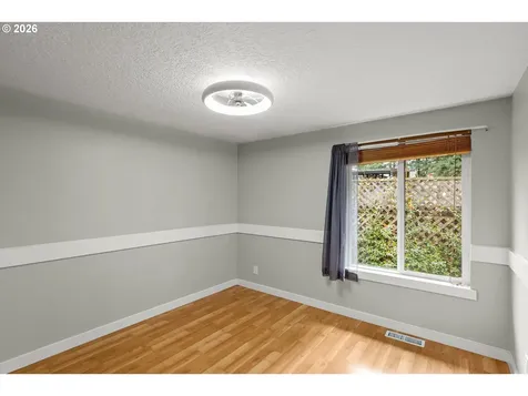 7355 SW Delaware Circle Tualatin OR 97062