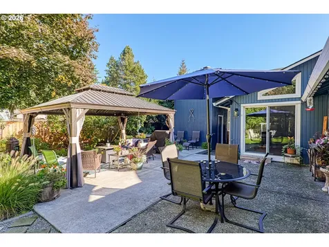 7355 SW Delaware Circle Tualatin OR 97062