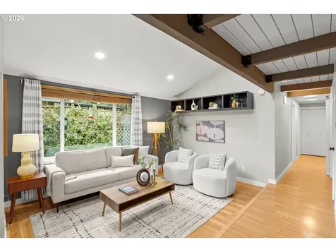 7355 SW Delaware Circle Tualatin OR 97062