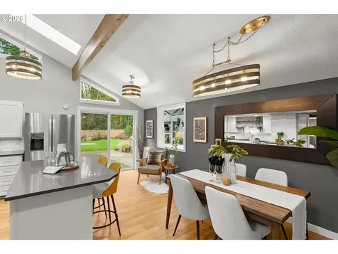 7355 SW Delaware Circle Tualatin OR 97062