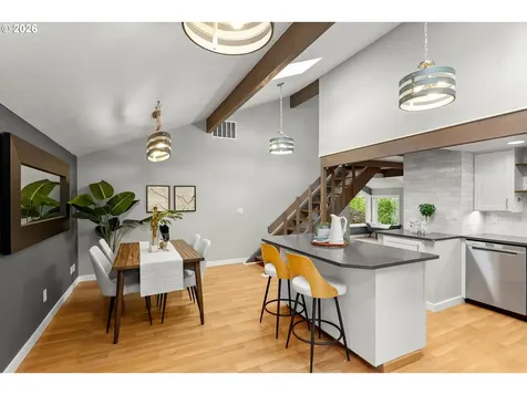 7355 SW Delaware Circle Tualatin OR 97062