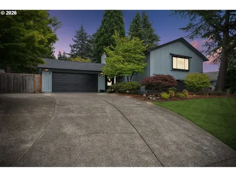 2445 Debok Road West Linn OR 97068