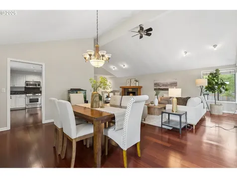 2445 Debok Road West Linn OR 97068