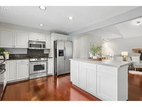 2445 Debok Road West Linn OR 97068