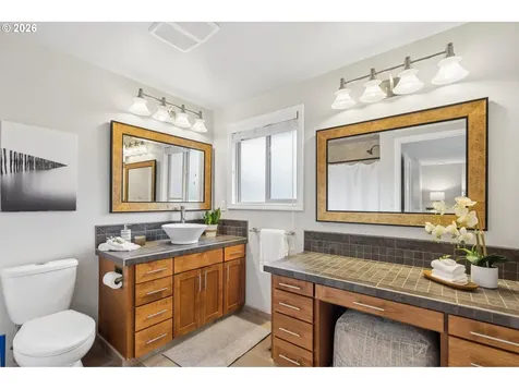 2445 Debok Road West Linn OR 97068
