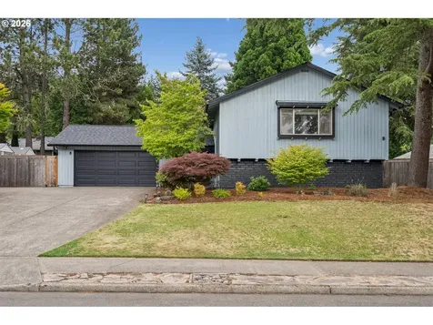 2445 Debok Road West Linn OR 97068