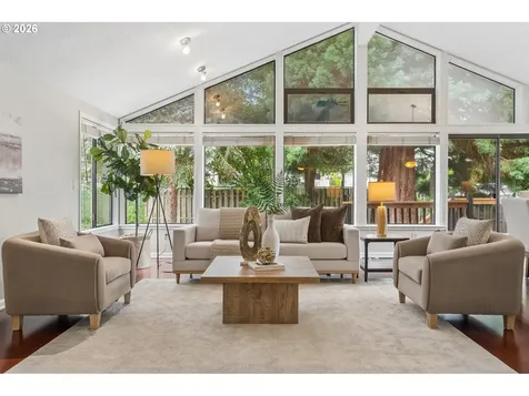 2445 Debok Road West Linn OR 97068