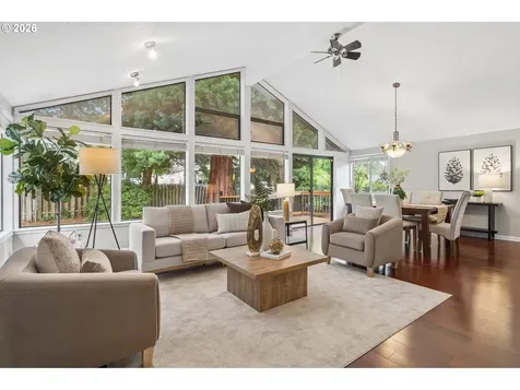 2445 Debok Road West Linn OR 97068
