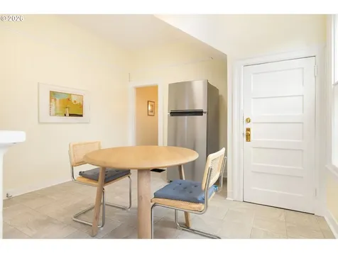 802 SE 35th Avenue Portland OR 97214