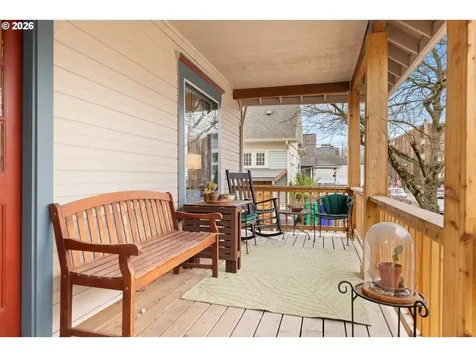 802 SE 35th Avenue Portland OR 97214