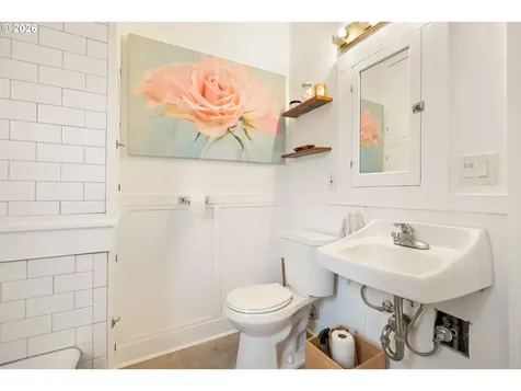 802 SE 35th Avenue Portland OR 97214