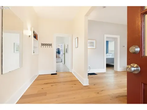 802 SE 35th Avenue Portland OR 97214