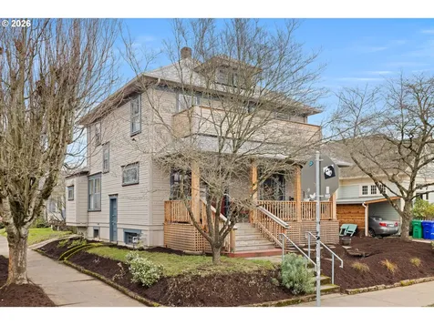 802 SE 35th Avenue Portland OR 97214
